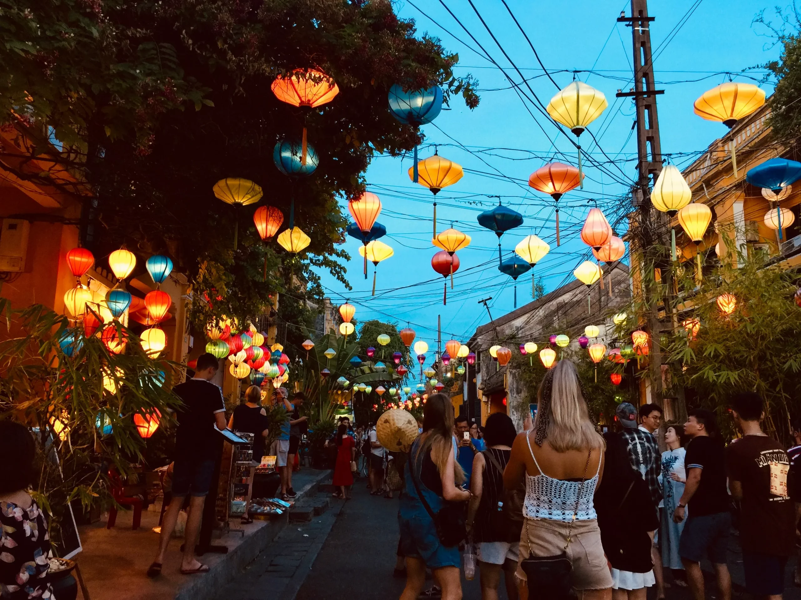 Lanternes de Hoi An sur la rivière Thu Bon